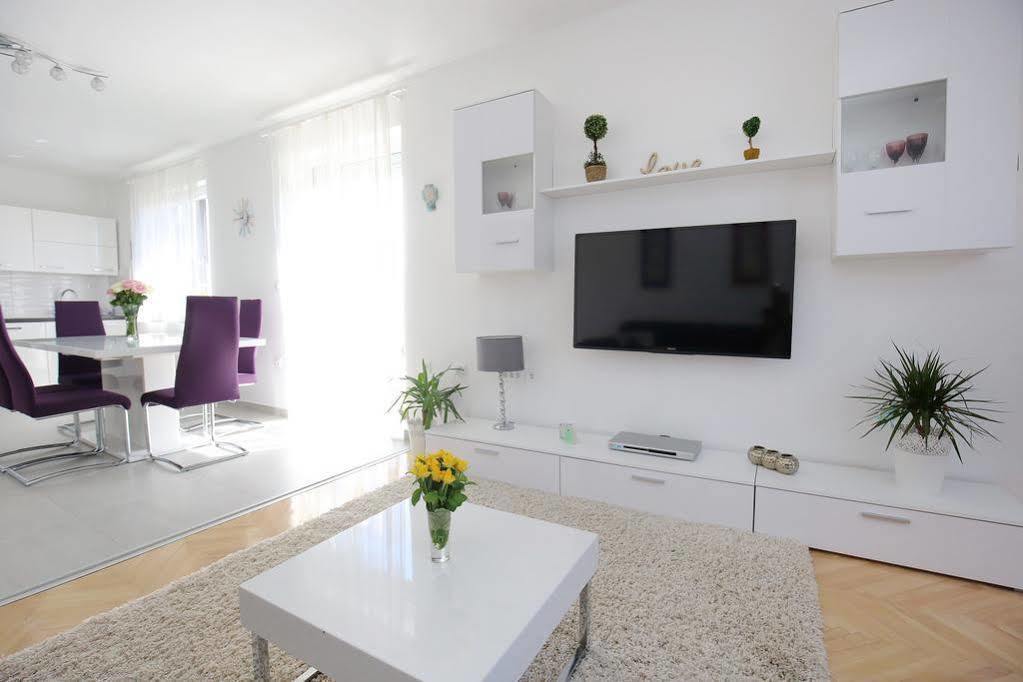 Apartments Martina Bibinje Exterior photo